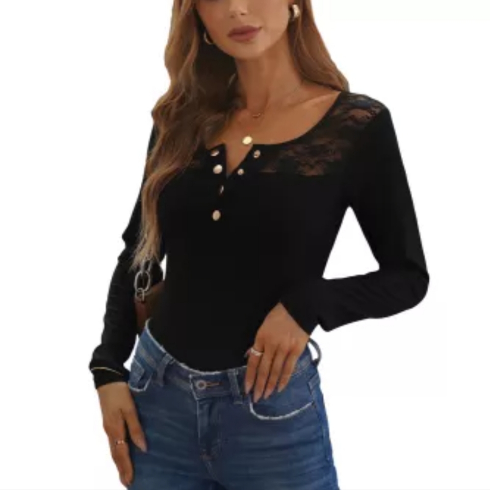 🔥New Black lace top - Picture 4 of 17